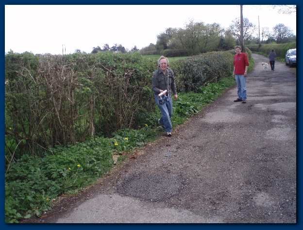 600x449 pixels (158K)